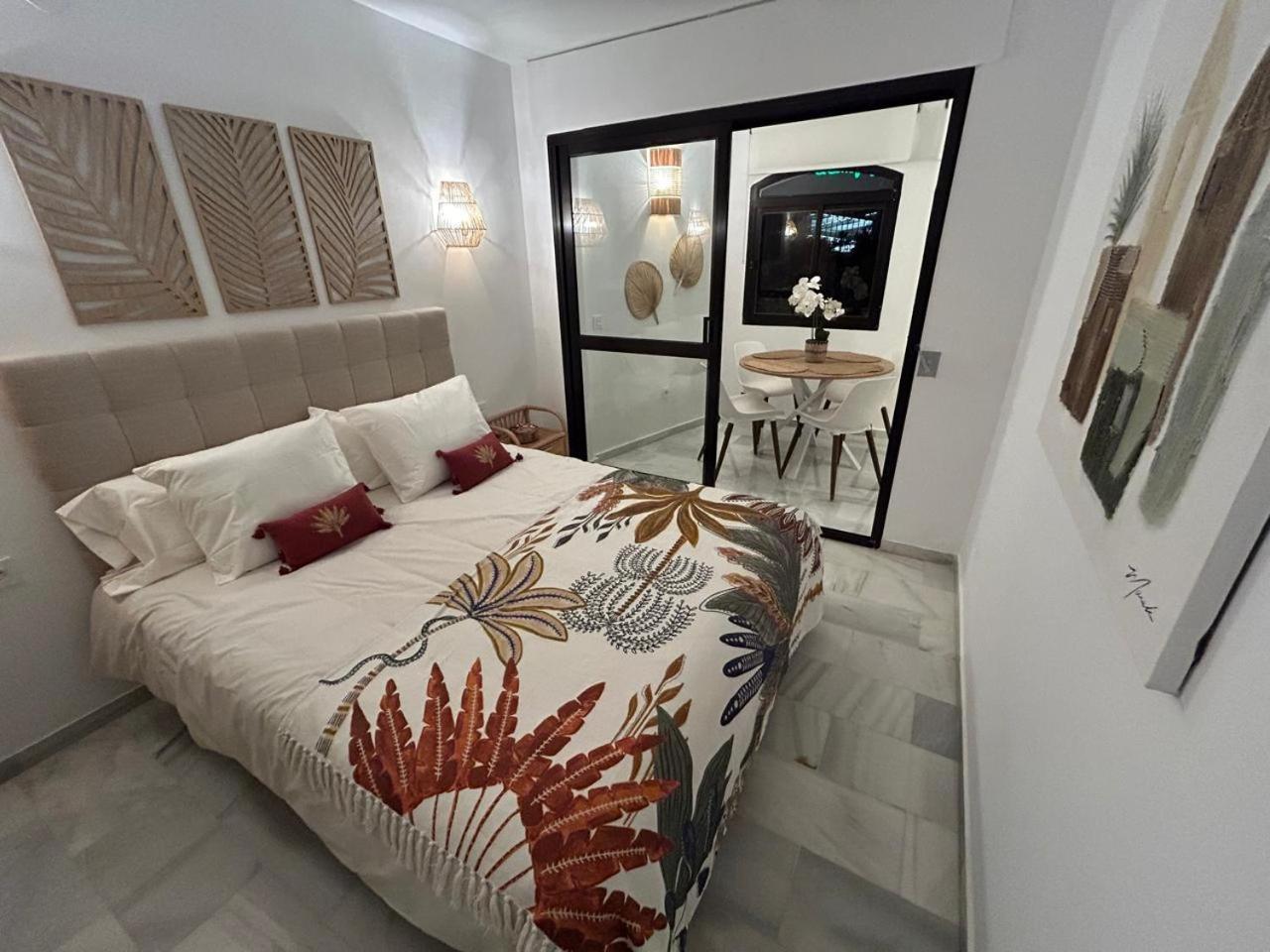 Nomad Stays Milos Y Bali Marbella Exterior photo